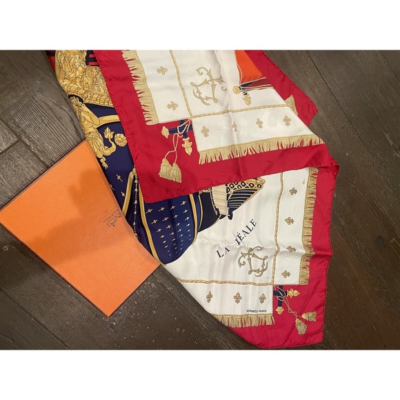 HERMES Paris "Vue du Carosse de la Galere la Reale" Silk Red Blue White Scarf - Picture 12 of 16